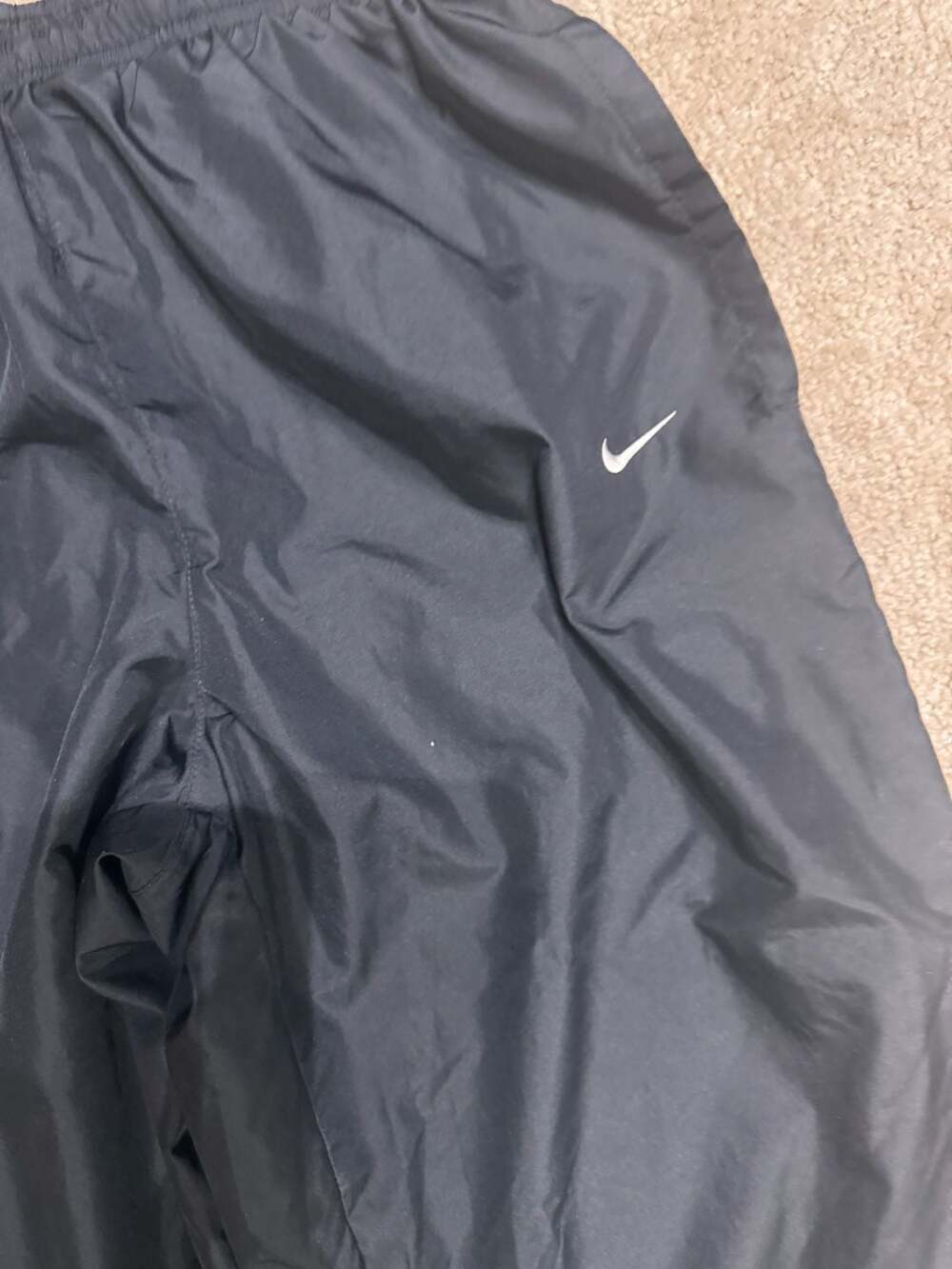 Vintage Nike Baggy Black Nylon Track Pants Swoosh Logo Small - Picture 2 of 4